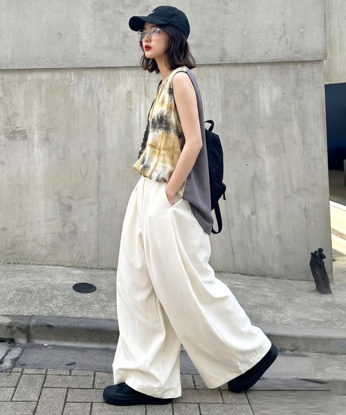 antiqua（アンティカ）の「ワイド ロング タックパンツ（その他パンツ・レディース・ブラック/ホワイト系その他/ホワイト・LARGE/MEDIUM）」の7枚目の写真