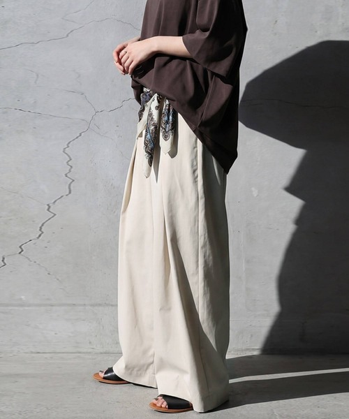 antiqua（アンティカ）の「ワイド ロング タックパンツ（その他パンツ・レディース・ブラック/ホワイト系その他/ホワイト・LARGE/MEDIUM）」の11枚目の写真