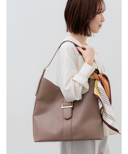 Te chichi（テチチ）の「ワンバックルショルダーバッグ（ハンドバッグ・レディース・ブラック/グレー・F）」の2枚目の写真