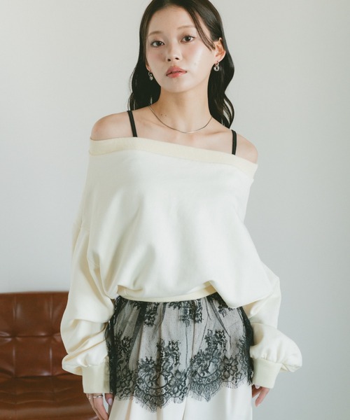 VANNIE U(ヴァニーユー)の「裾レース切替キャミ / カップ付(キャミソール・レディース・ホワイト/ブラック・FREE)」の22枚目の写真