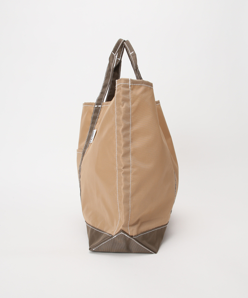 FRAMeWORK（フレームワーク）の「DRIFTER/ドリフター ナイロンTOTEバッグ（ブラウン）（トートバッグ・レディース・ウッド・FREE）」の8枚目の写真