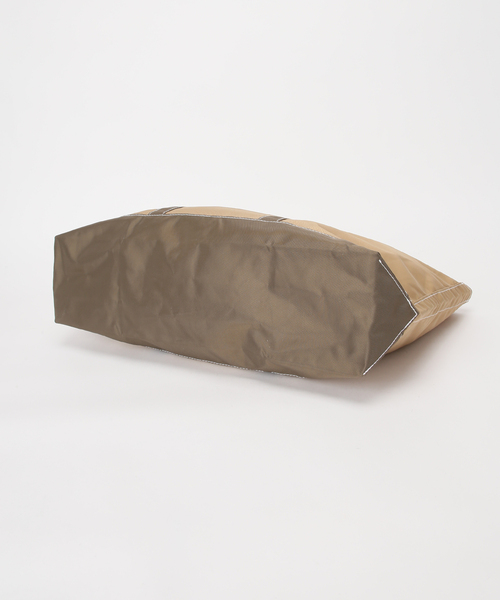 FRAMeWORK（フレームワーク）の「DRIFTER/ドリフター ナイロンTOTEバッグ（ブラウン）（トートバッグ・レディース・ウッド・FREE）」の10枚目の写真