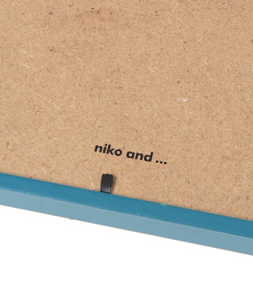 niko and...（ニコアンド）の「デザインミラー（ミラー・レディース・ブルー・0）」の3枚目の写真