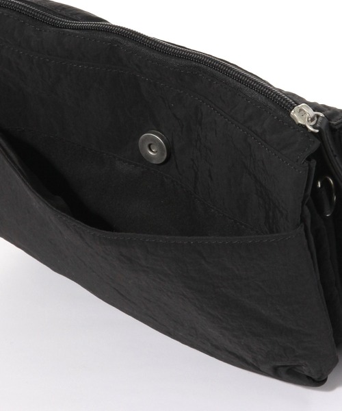 studio CLIP(スタディオクリップ)の「【5ルーム構造】アソートショルダーバッグ(ショルダーバッグ・レディース・ブラック/ピンク/ブラウン/グレー・FREE)」の13枚目の写真