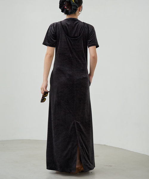 IENA LA BOUCLE（イエナラブークル）の「IENA LA BOUCLE トリアセベロアTシャツ（Tシャツ/カットソー・レディース・ブラウン/ホワイト/ブラック・FREE）」の6枚目の写真