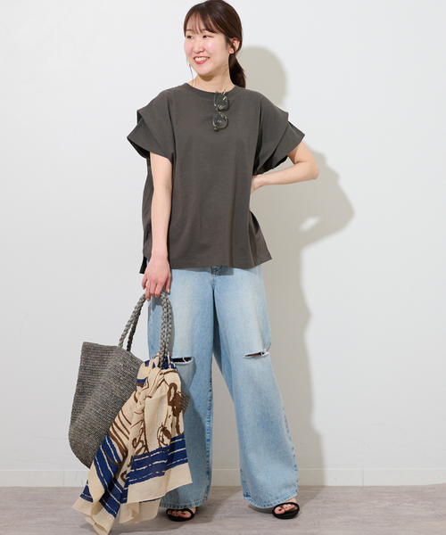 JOURNAL STANDARD relume(ジャーナルスタンダード レリューム)の「《追加 / 新色》ショルダータックルーズプルオーバー(Tシャツ/カットソー・レディース・チャコールグレー/ブラック/ブラウン/ホワイト・FREE)」の14枚目の写真