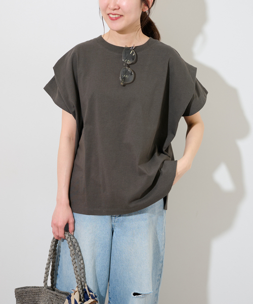JOURNAL STANDARD relume(ジャーナルスタンダード レリューム)の「《追加 / 新色》ショルダータックルーズプルオーバー(Tシャツ/カットソー・レディース・チャコールグレー/ブラック/ブラウン/ホワイト・FREE)」の17枚目の写真