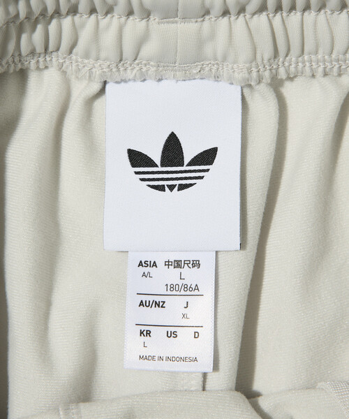 adidas(アディダス)の「adidas/アディダス 【Exclusive/販路限定】 FIREBIRD TRACK PANTS(その他パンツ・メンズ・ライトグレー・LARGE/MEDIUM/SMALL/X-LARGE/XX-LARGE)」の4枚目の写真