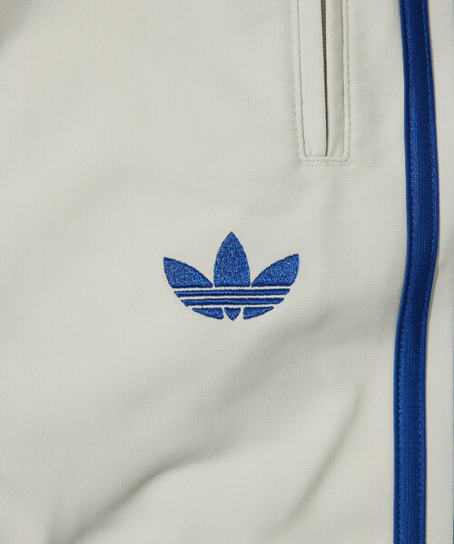 adidas(アディダス)の「adidas/アディダス 【Exclusive/販路限定】 FIREBIRD TRACK PANTS(その他パンツ・メンズ・ライトグレー・LARGE/MEDIUM/SMALL/X-LARGE/XX-LARGE)」の5枚目の写真