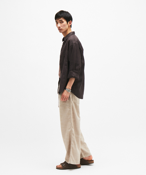 JOURNAL STANDARD(ジャーナルスタンダード)の「リネンレギュラー ロングスリーブシャツ(シャツ/ブラウス・メンズ・ブラウン/ホワイト/ピンク/ブラック系その他/クリアブルー・LARGE/MEDIUM)」の14枚目の写真
