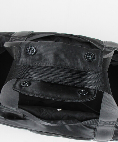 YOSEMITE(ヨセミティ)の「YOSEMITE STRAP/ヨセミテストラップ PADDING NYLON DRAWSTRING TOTE M/パディング ナイロン ドローストリング トートバッグ(トートバッグ・メンズ・ブラック/オリーブ・ONE SIZE)」の14枚目の写真