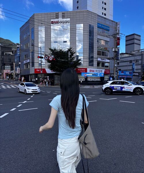 MUSINSA STANDARD WOMAN(ムシンサスタンダードウーマン)の「ウィメンズシアースリムTシャツ(5色)(Tシャツ/カットソー・レディース・ブラック/ライトブルー/ホワイト/ピンク/ライトグリーン・X-SMALL/SMALL/MEDIUM/LARGE)」の22枚目の写真