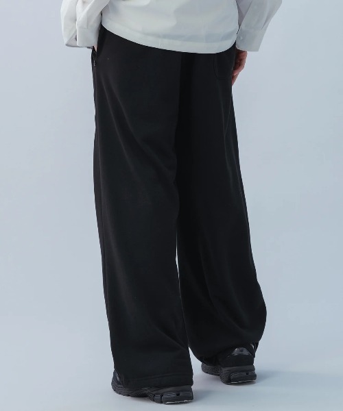 +phenix(プラスフェニックス)の「【+phenix / プラスフェニックス】TECH SWEAT WIDE PANTS ワイドストレート ドローコード仕様 スウェットパンツ(スウェットパンツ・メンズ・ブラック/ホワイト・X-LARGE/LARGE/MEDIUM)」の4枚目の写真