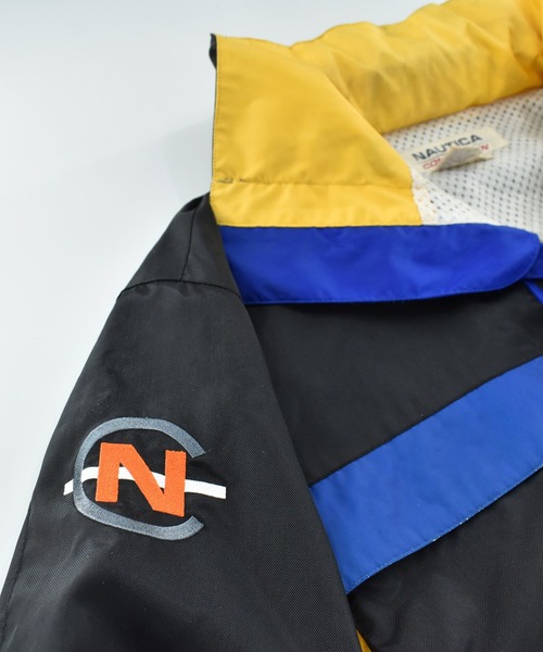 NAUTICA(ノーティカ)の「【USED】90’s Nautica Competition ギアジャケット(ナイロンジャケット・メンズ・ブラック・LARGE)」の3枚目の写真