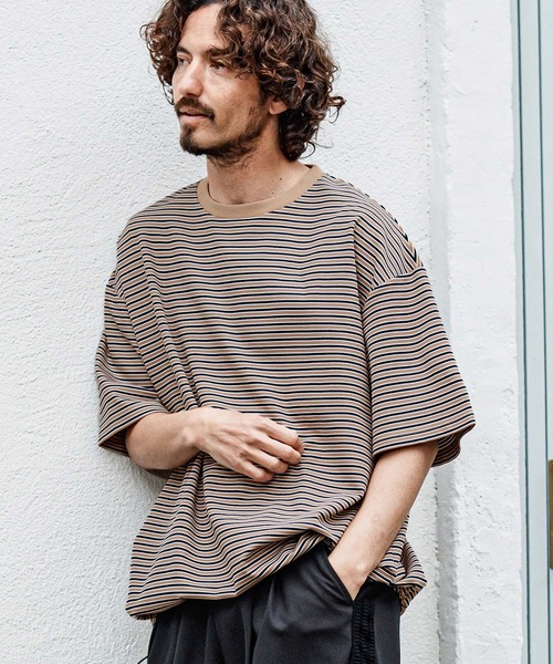 CAMBIO(カンビオ)の「mt10492- マルチボーダースピンドルTシャツ(Tシャツ/カットソー・メンズ・ワイン/カーキ/ベージュ・XL/L/M)」の1枚目の写真