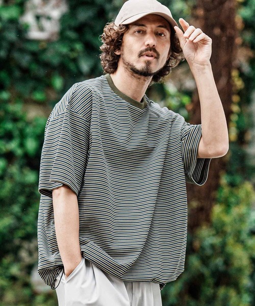 CAMBIO(カンビオ)の「mt10492- マルチボーダースピンドルTシャツ(Tシャツ/カットソー・メンズ・ワイン/カーキ/ベージュ・XL/L/M)」の4枚目の写真