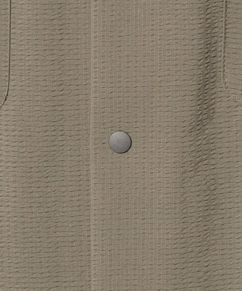 UNITED ARROWS(ユナイテッドアローズ)の「DotAir ドットエア サッカー ダブルポケットシャツ 吸水速乾(シャツ/ブラウス・メンズ・ブラック/オリーブ・M/L/S/XL)」の16枚目の写真