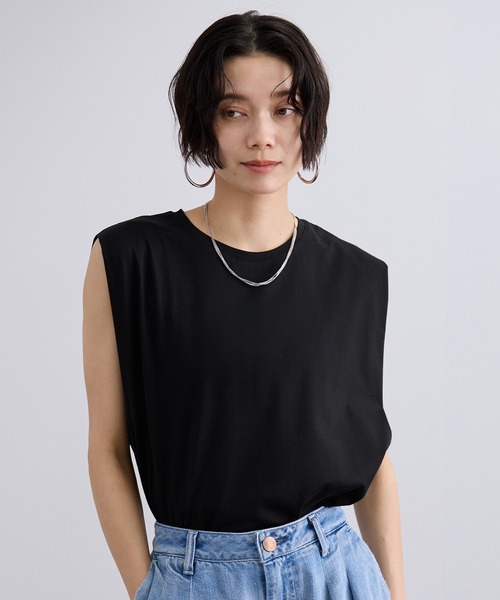 SALON adam et rope'（サロン アダム エ ロペ）の「プリマベールショルダータックノースリーブプルオーバー / UVケア（Tシャツ/カットソー・レディース・ブラック/オフホワイト/キャメル・FREE）」の15枚目の写真