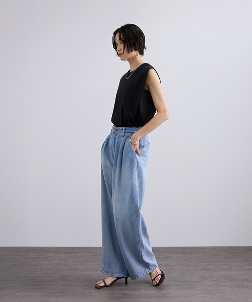 SALON adam et rope'（サロン アダム エ ロペ）の「プリマベールショルダータックノースリーブプルオーバー / UVケア（Tシャツ/カットソー・レディース・ブラック/オフホワイト/キャメル・FREE）」の21枚目の写真
