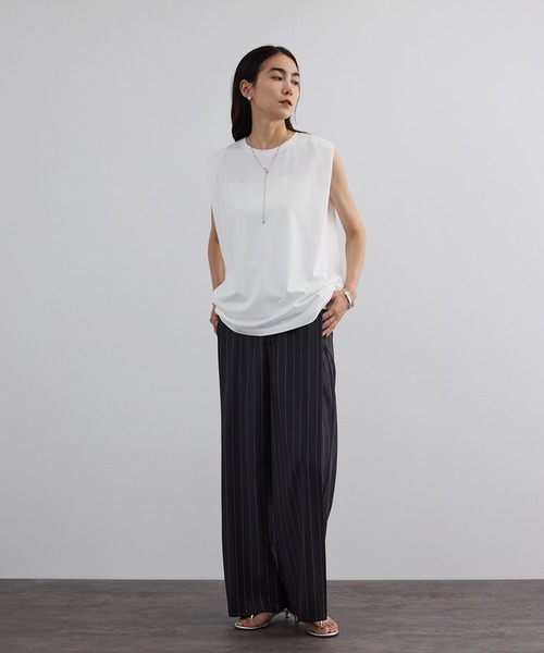 SALON adam et rope'（サロン アダム エ ロペ）の「プリマベールショルダータックノースリーブプルオーバー / UVケア（Tシャツ/カットソー・レディース・ブラック/オフホワイト/キャメル・FREE）」の10枚目の写真