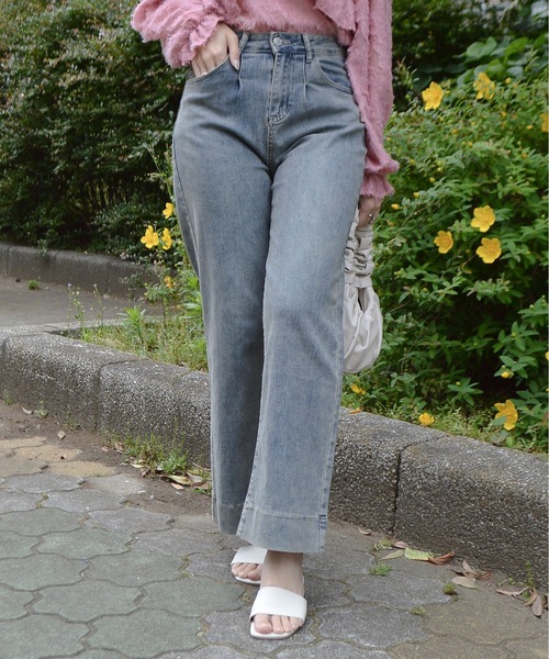&soiree(アンドソワレ)の「ハイウエストストレートデニム(デニムパンツ・レディース・インディゴブルー/ライトブルー・LARGE/MEDIUM)」の1枚目の写真
