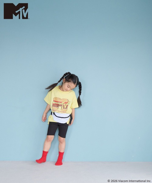 LOWRYS FARM(ローリーズファーム)の「MTVプリントBIGT 668997(Tシャツ/カットソー・キッズ・ゴールド系その他/オフホワイト/ブラック・120cm/110cm/130cm/140cm/150cm)」の5枚目の写真