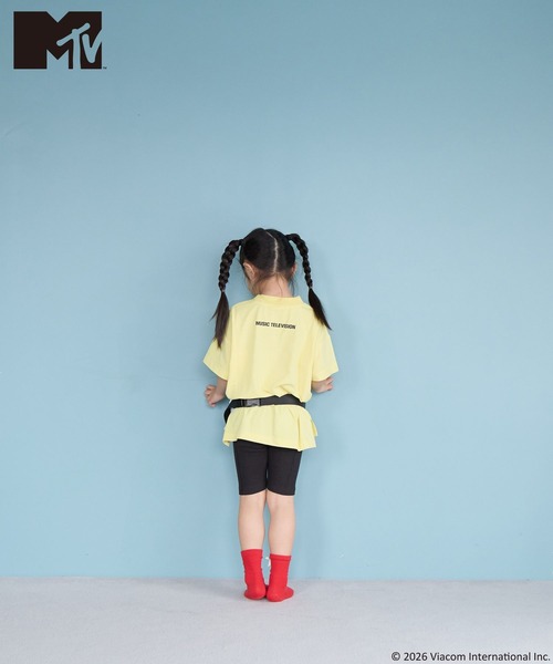 LOWRYS FARM(ローリーズファーム)の「MTVプリントBIGT 668997(Tシャツ/カットソー・キッズ・ゴールド系その他/オフホワイト/ブラック・120cm/110cm/130cm/140cm/150cm)」の7枚目の写真
