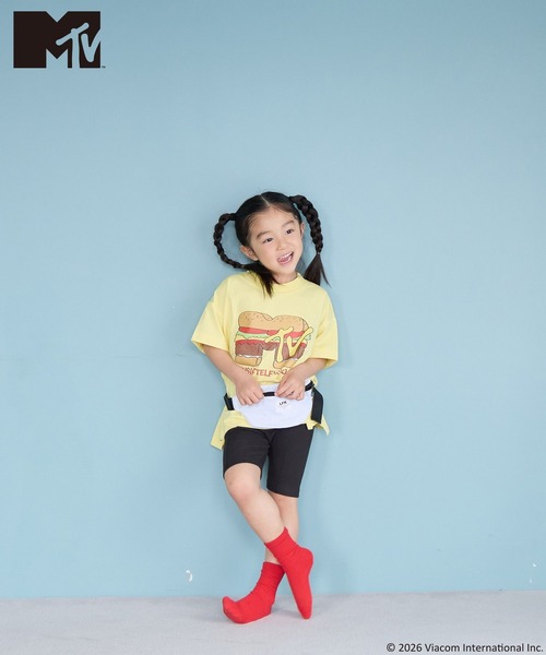 LOWRYS FARM(ローリーズファーム)の「MTVプリントBIGT 668997(Tシャツ/カットソー・キッズ・ゴールド系その他/オフホワイト/ブラック・120cm/110cm/130cm/140cm/150cm)」の8枚目の写真