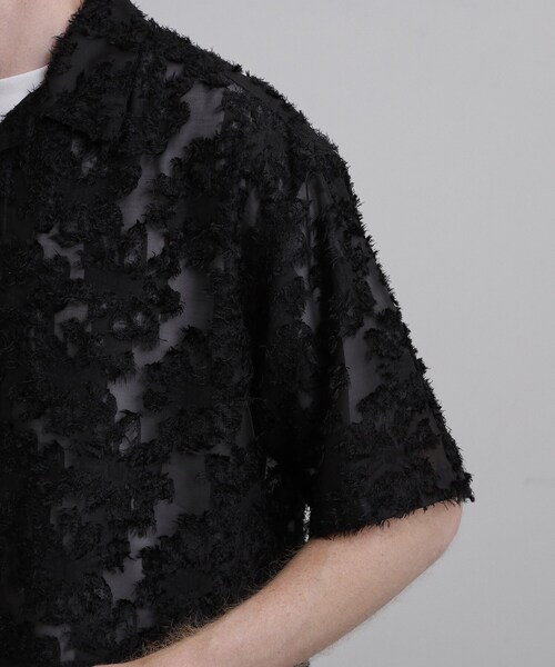tk.TAKEO KIKUCHI(ティーケータケオキクチ)の「【26SSトレンドの商品】シアーフラワーシャツ/フラワーデザイン/通気性/レース/透け感/トレンド(シャツ/ブラウス・メンズ・ホワイト/ブラック・03/02)」の11枚目の写真