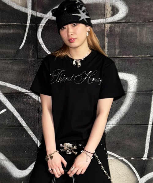 ATMARK(アットマーク)の「《3サイズ展開 / UNISEX 》ATMARK THラインストーンテレコリブ半袖Tシャツ(Tシャツ/カットソー・メンズ・ブラック系1/カーキ系1/カーキ系2/ブラック系2・L/M/S)」の5枚目の写真