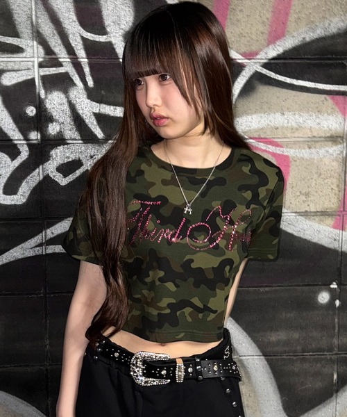 ATMARK(アットマーク)の「《3サイズ展開 / UNISEX 》ATMARK THラインストーンテレコリブ半袖Tシャツ(Tシャツ/カットソー・メンズ・ブラック系1/カーキ系1/カーキ系2/ブラック系2・L/M/S)」の20枚目の写真