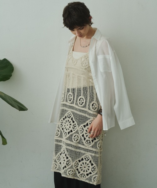 Plumel(プルメル)の「Cotton Lace Crochet Lace Tunic / コットンクロシェレースチュニック(チュニック・レディース・ベージュ・MEDIUM)」の2枚目の写真
