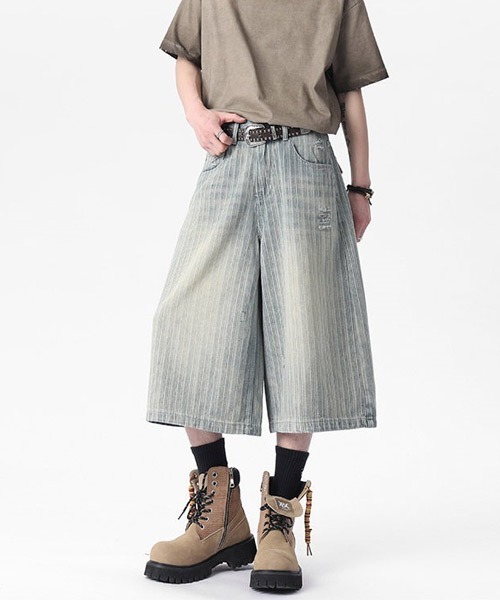 Ressaca(レサーカ)の「ダメージ加工ストライプデニムショートパンツ(デニムパンツ・メンズ・ブルー/ブラック・XL/L/M)」の7枚目の写真