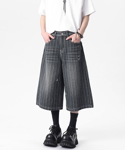 Ressaca(レサーカ)の「ダメージ加工ストライプデニムショートパンツ(デニムパンツ・メンズ・ブルー/ブラック・XL/L/M)」の13枚目の写真