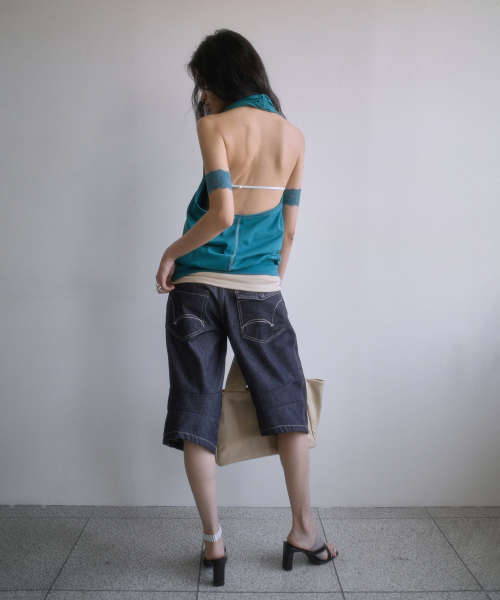 PORTERNA（ポルテナ）の「OPEN-BACK DRAPED HALTER TOP-TEAL BLUE（Tシャツ/カットソー・レディース・その他・OS）」の22枚目の写真