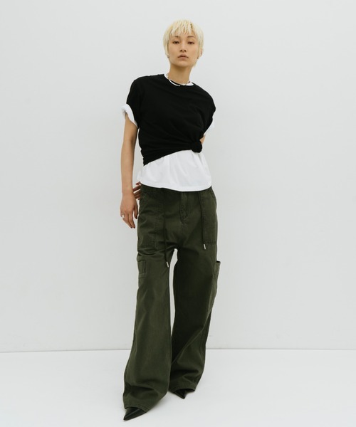 HANNE(アン)の「ミニマルワイドバインダーTEE(Tシャツ/カットソー・レディース・ホワイト/ブラック・FREE)」の5枚目の写真