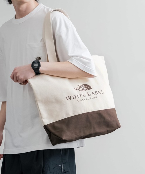THE NORTH FACE(ザノースフェイス)の「日本未展開モデル THE NORTH FACE ザ・ノースフェイス WHITE LABEL ホワイトレーベル BLOCK CANVAS BAG バイカラーキャンバストートバッグ(トートバッグ・メンズ・クリーム/ダークブルー/ブラック・FREE)」の2枚目の写真