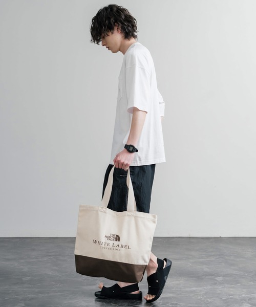 THE NORTH FACE(ザノースフェイス)の「日本未展開モデル THE NORTH FACE ザ・ノースフェイス WHITE LABEL ホワイトレーベル BLOCK CANVAS BAG バイカラーキャンバストートバッグ(トートバッグ・メンズ・クリーム/ダークブルー/ブラック・FREE)」の12枚目の写真