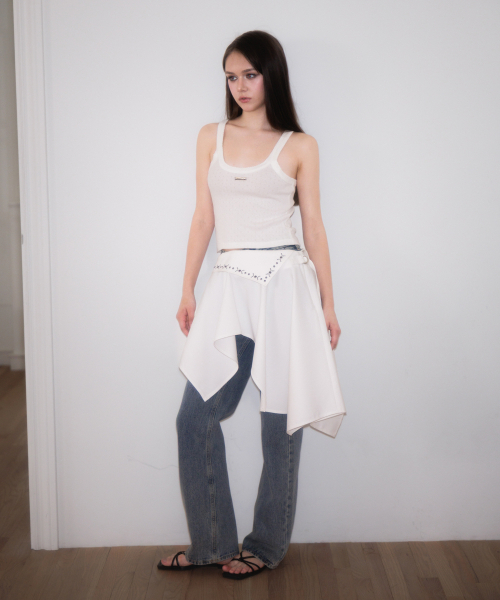 ROSEFRANTZ（ロゼフランツ）の「Stud unbalance Flare Skirt [Ivory]（スカート・レディース・アイボリー・SMALL/MEDIUM）」の6枚目の写真