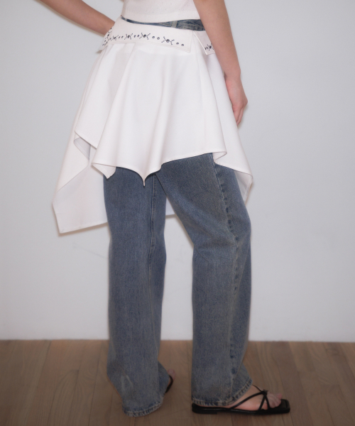 ROSEFRANTZ（ロゼフランツ）の「Stud unbalance Flare Skirt [Ivory]（スカート・レディース・アイボリー・SMALL/MEDIUM）」の16枚目の写真