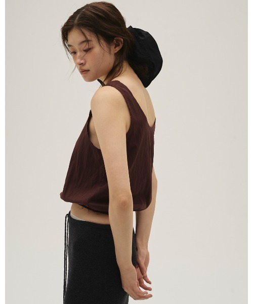 TODAYFUL(トゥデイフル)の「Uneck Washer Tops(Tシャツ/カットソー・レディース・アイボリー/ブラック/バーガンディー・FREE)」の4枚目の写真