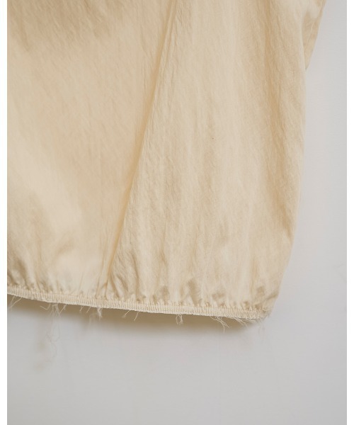 TODAYFUL(トゥデイフル)の「Uneck Washer Tops(Tシャツ/カットソー・レディース・アイボリー/ブラック/バーガンディー・FREE)」の13枚目の写真