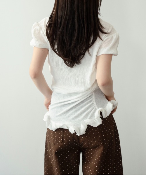 on:nue（オンニュ）の「【on:nue】[大好評大人ギャザーシリーズ 半袖登場！/ 着用動画あり！]パフスリーブギャザーフリルヘムトップス（Tシャツ/カットソー・レディース・ミント/ネイビー/ホワイト/ピンク・FREE）」の9枚目の写真