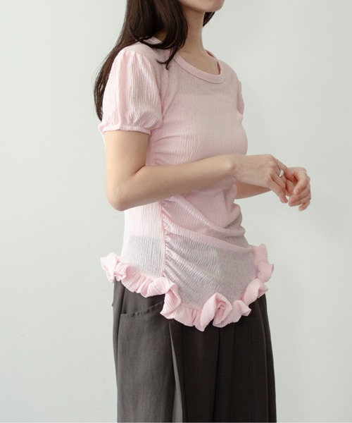 on:nue（オンニュ）の「【on:nue】[大好評大人ギャザーシリーズ 半袖登場！/ 着用動画あり！]パフスリーブギャザーフリルヘムトップス（Tシャツ/カットソー・レディース・ミント/ネイビー/ホワイト/ピンク・FREE）」の21枚目の写真