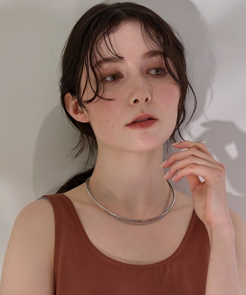 Phoebe(フィービィー)の「<2点セット>【金属アレルギー対応】2setレイヤードチョーカーロープネックレス(チョーカー・レディース・シルバー/イエローゴールド・FREE)」の17枚目の写真
