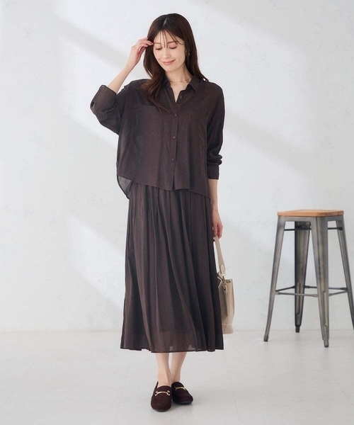 a.v.v（アーヴェヴェ）の「【新色追加/洗える】タックフレアスカンツ（その他パンツ・レディース・ブルー/ブラウン/ブラック/マスタード/グレー/カーキ・40/38/36）」の19枚目の写真