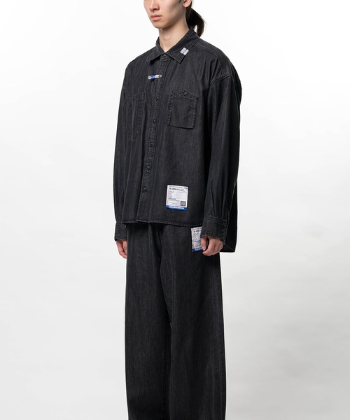 In・stru(men-tal).(インストルメンタル)の「Cotton Tencel Denim Long-sleeve Shirt(シャツ/ブラウス・メンズ・ブラック/インディゴブルー・46/44)」の3枚目の写真