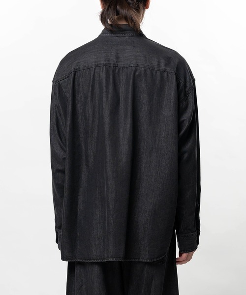 In・stru(men-tal).(インストルメンタル)の「Cotton Tencel Denim Long-sleeve Shirt(シャツ/ブラウス・メンズ・ブラック/インディゴブルー・46/44)」の6枚目の写真