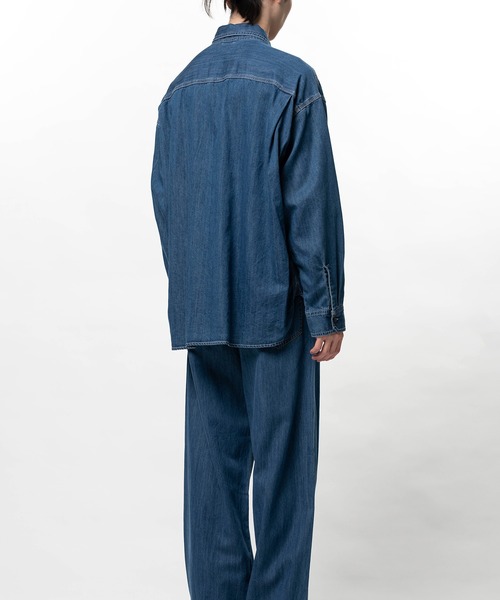 In・stru(men-tal).(インストルメンタル)の「Cotton Tencel Denim Long-sleeve Shirt(シャツ/ブラウス・メンズ・ブラック/インディゴブルー・46/44)」の8枚目の写真