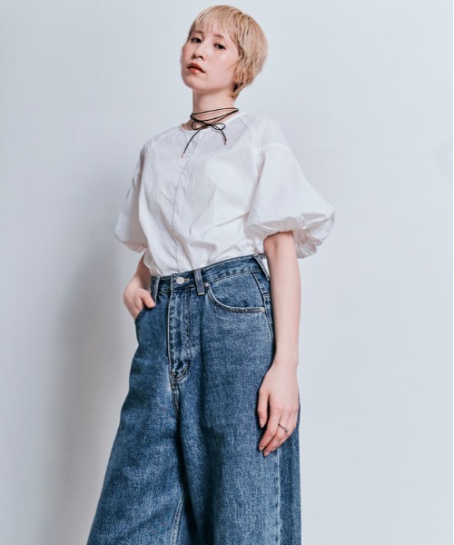 W:Huku（フーク）の「撥水 パフスリーブ シャーリング ラッシュガード（シャツ/ブラウス・レディース・チャコール/オフホワイト/ブラック・L/M）」の13枚目の写真